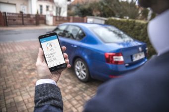 Český Xmarton přináší bratislavskému magistrátu téměř milion kilometrů pod digitální kontrolou