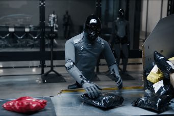 Robot vydržel osm hodin pracovat zcela autonomně a bez dozoru. Autonomní humanoidi míří do skladů